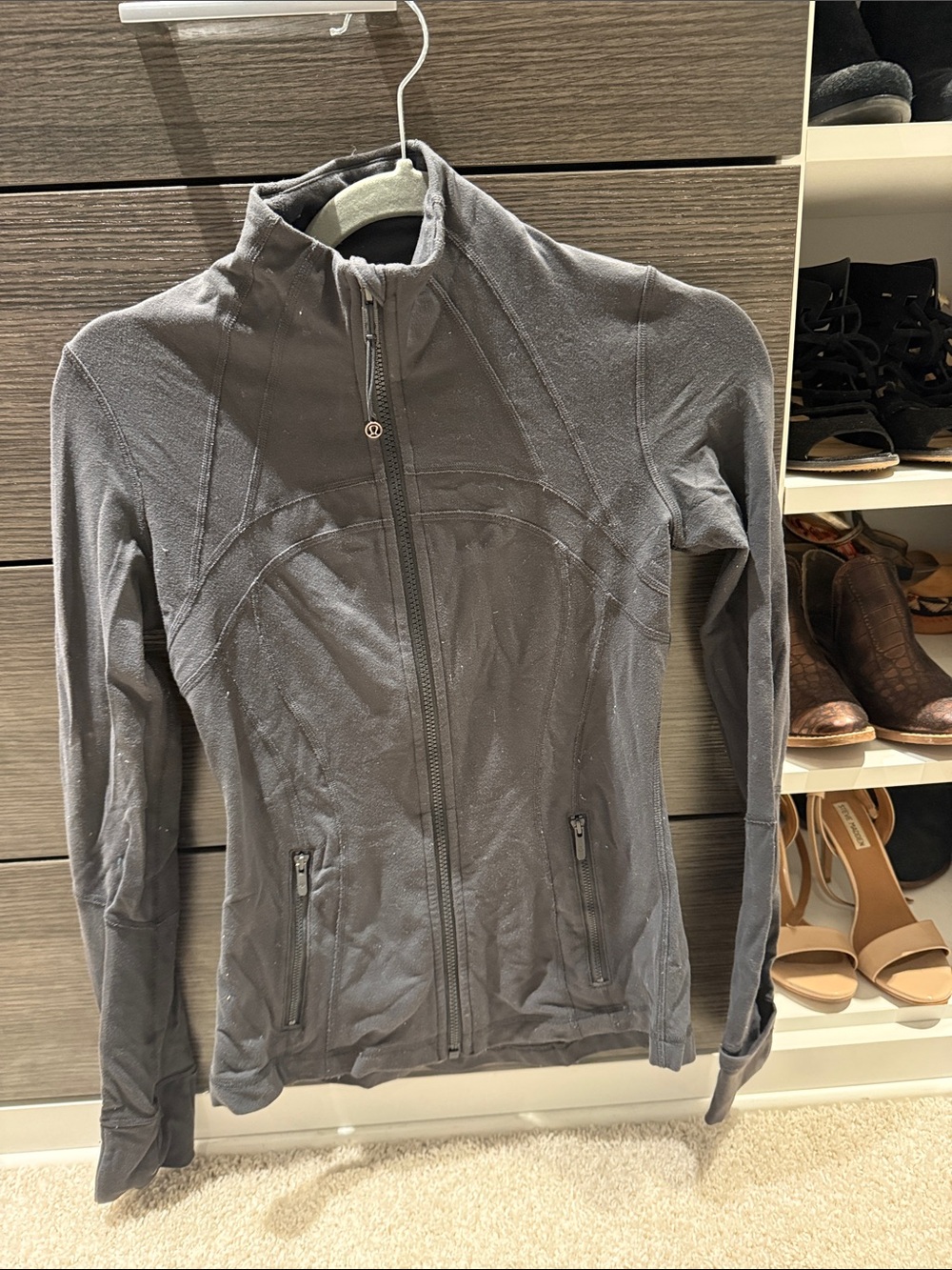 lululemon athletica Womens Define Gray Full-Zip Jacket size 4